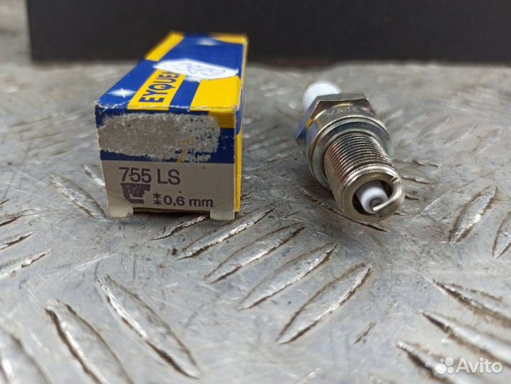 Свеча зажигания Eyquem 755Ls