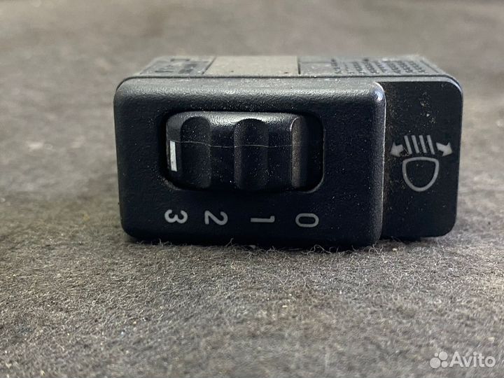 Кнопка регулировки фар Opel Sintra
