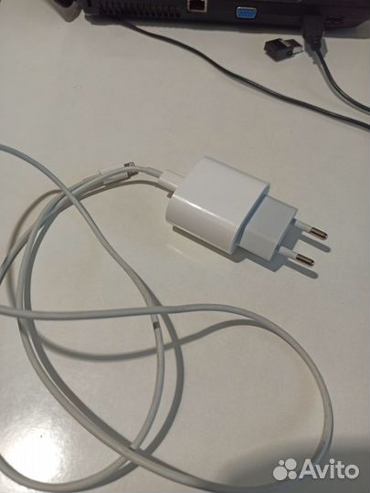 Зарядка для iPhone оригинальная