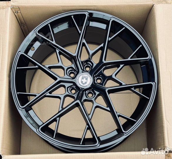 В наличии R18 5x114,3 HRE FF10 Gloss Black