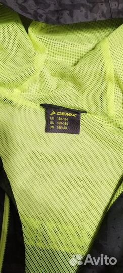 Ветровка demix