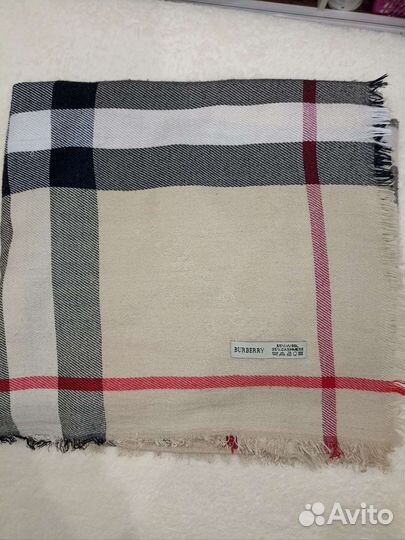 Палантин burberry