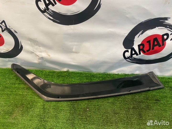 Ветровик (3) передний левый Honda Stepwgn RP3 L15B