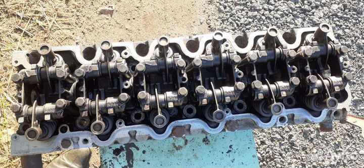 Головка блока цилиндров Mercedes Benz 3.0i OM103