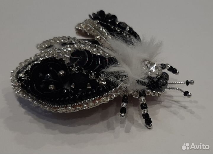 Броши ручной работы