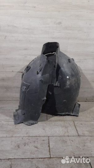 Подкрылок передний правый Citroen C5 Aircross С