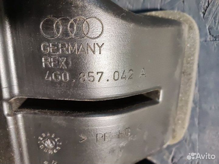 Воздухозаборник Audi A6 C7 cdnb 2014