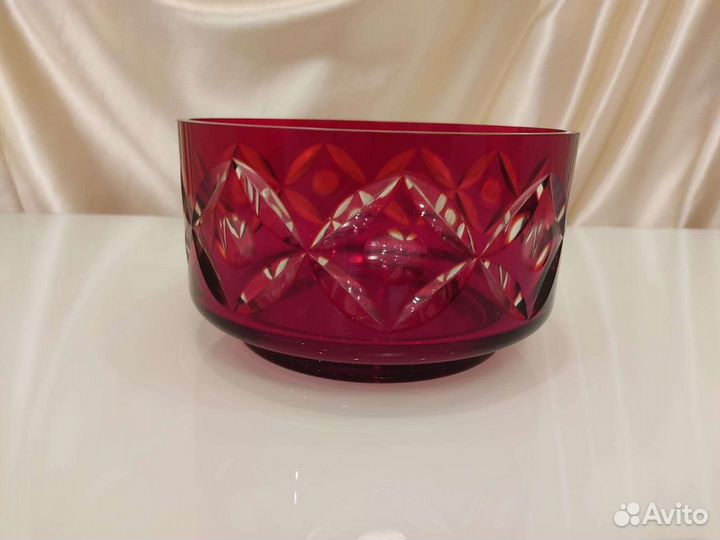 Салатник рубиновое стекло СССР