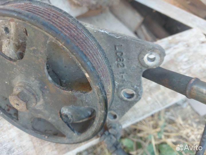 Насос гур Mazda MPV 3.0
