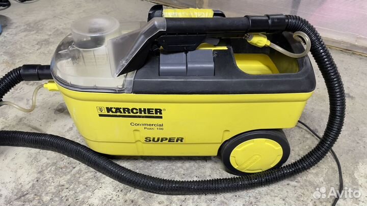 Моющий пылесос Karcher Puzzi 10/1