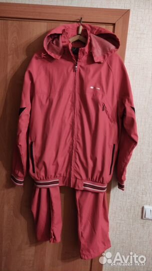 Спортивный костюм женский новый