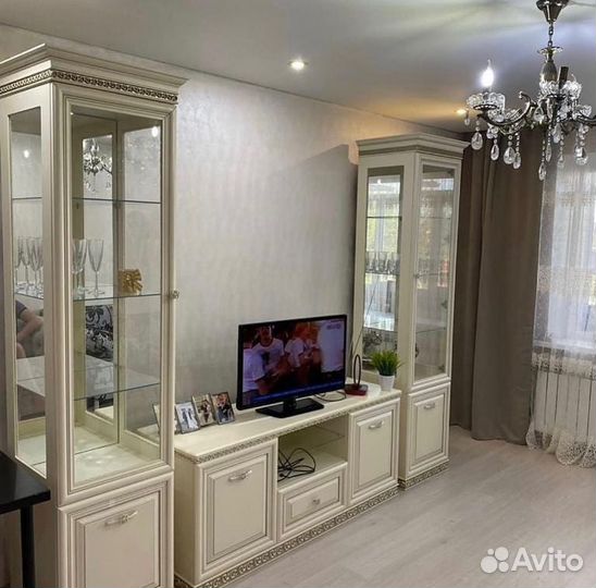 Тумба под телевизор