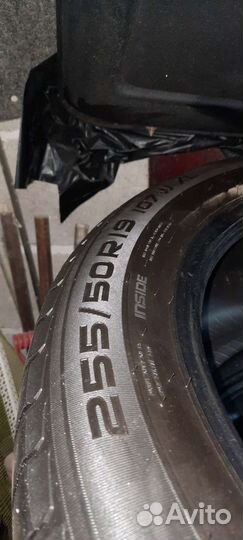 Nokian Tyres Hakka Black SUV 255/50 R19