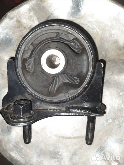 Подушка двигателя задняя corolla spacio