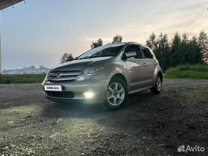 Toyota Ist 1.3 AT, 2002, 260 000 км