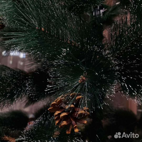 Ель искусственная новая, 240см