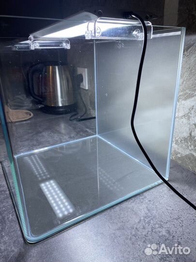 Аквариумы и принадлежности