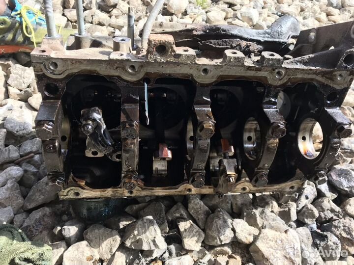 Ford Focus 1 блок двигателя 1.8