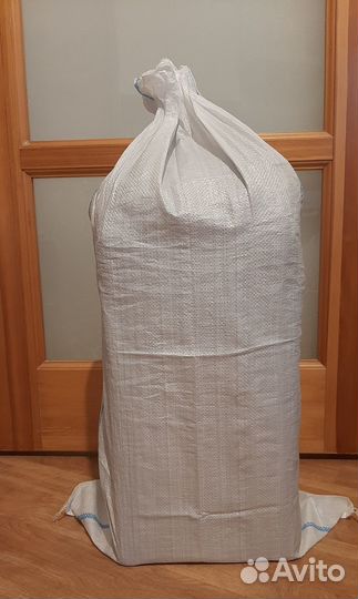 Мешок женской одежды