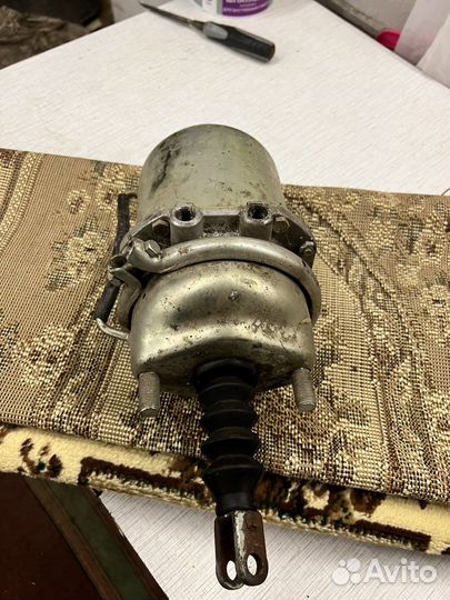 Эноргоаккумулятор на Камаз