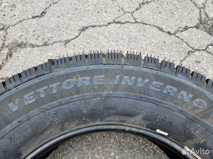 Viatti Vettore Inverno V-524 215/65 R15C