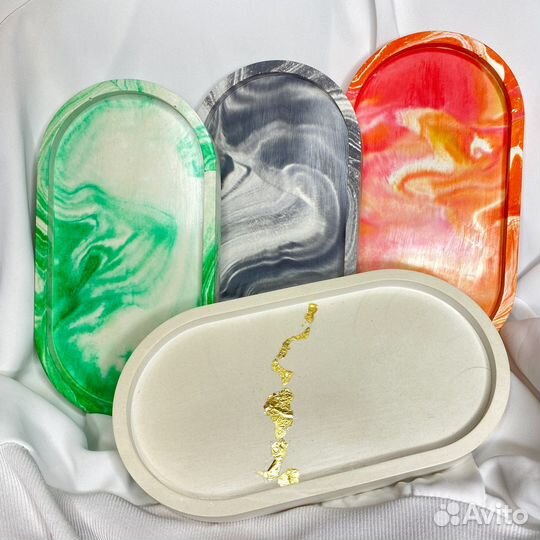 Гипсовый овальный поднос