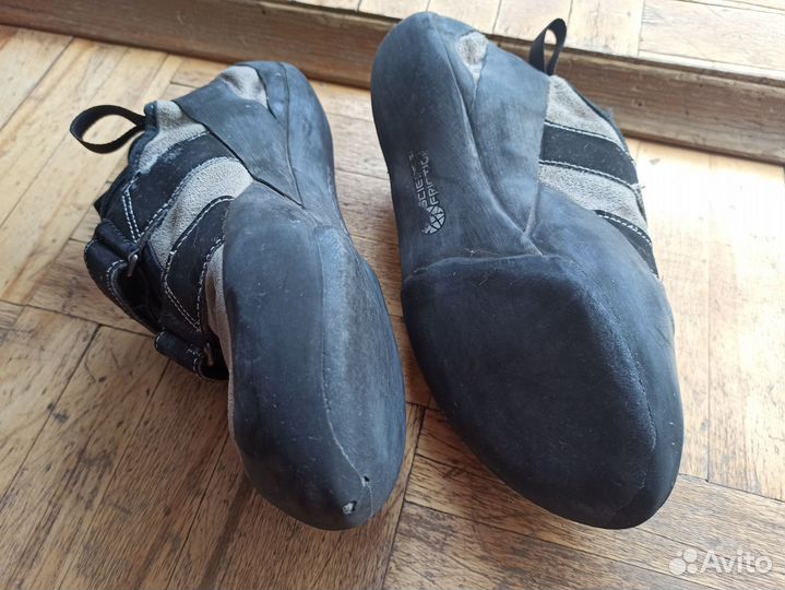 Скальные туфли 41,5