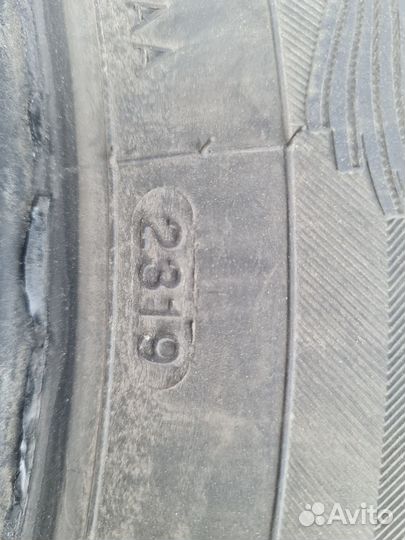 Aplus A501 215/60 R17 96H