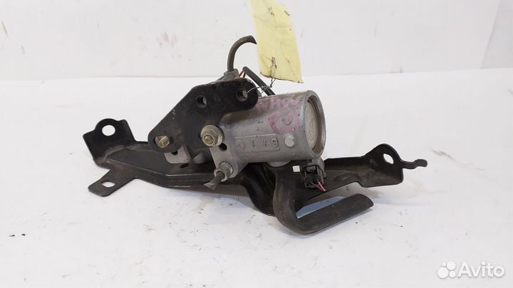 Регулятор давления тормозов toyota Prius NHW20 03