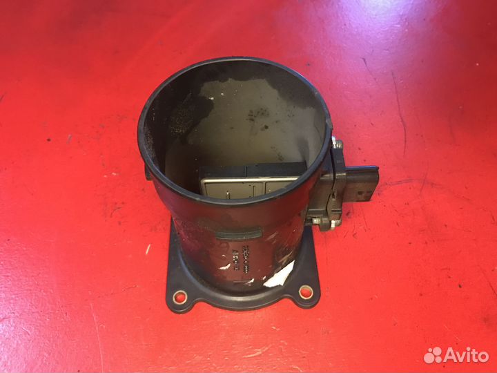 Датчик расхода воздуха Infiniti Fx35 2003-2008