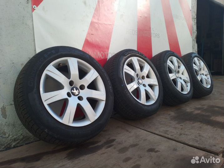 Колеса R16 205 55 Peugeot Pirelli 4x108 литые 32ET