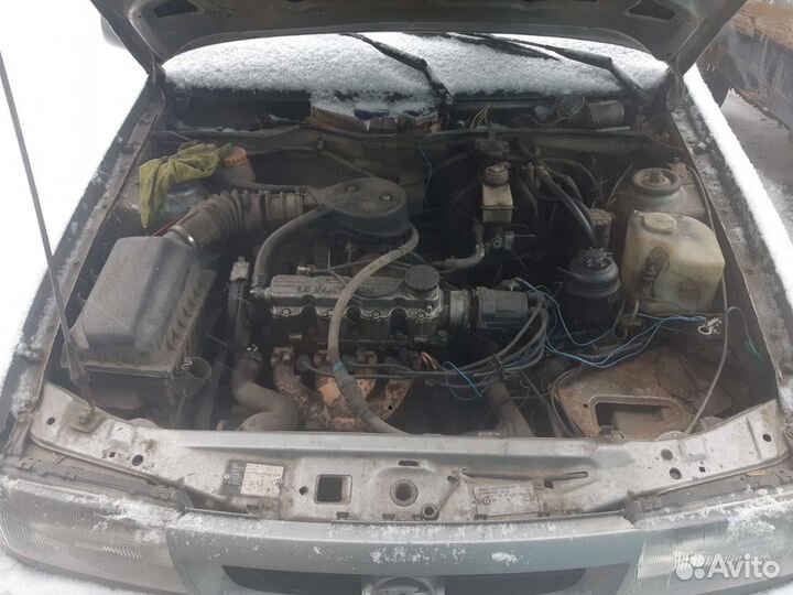 Опель Вектра А компрессор кондея, кпп и ходовка