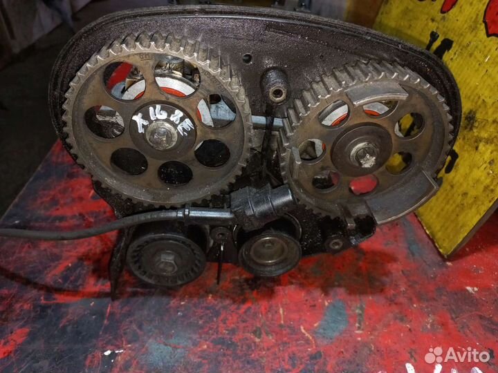 Головка блока Opel Astra G,Vectra B,Zafira A 1.6 1