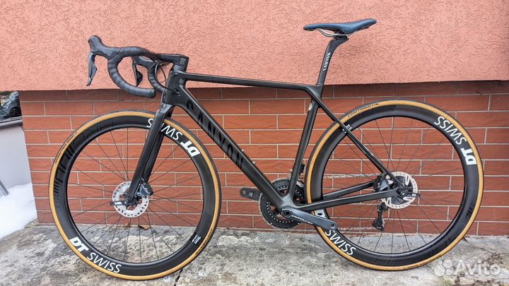 Canyon ultimate CF SL 8 Di2 + DT swiss ARC 1100