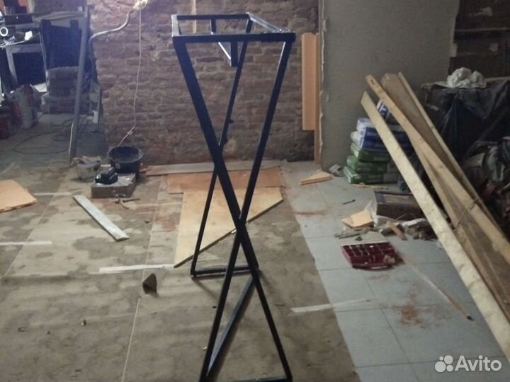 Вешалка напольная