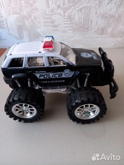 Игрушка Машинка внедорожник