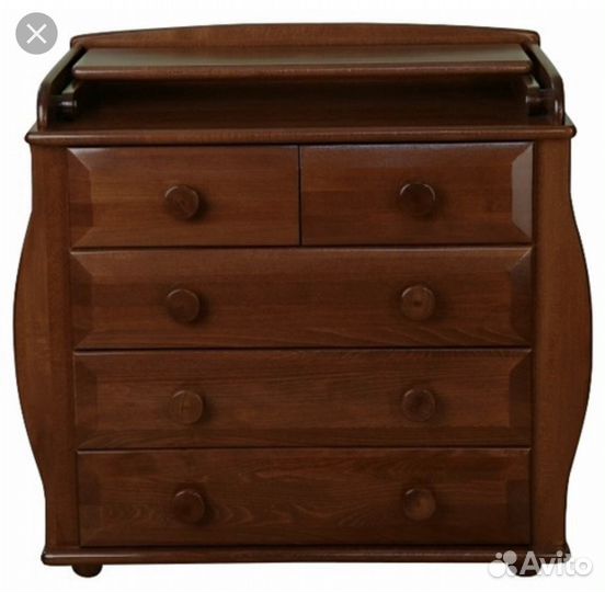 Детская кроватка и комод