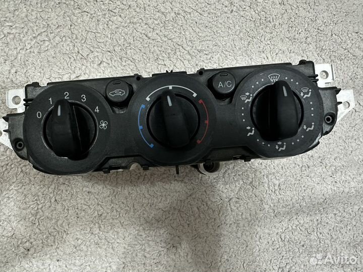 Блок управления печкой форд фокус 2