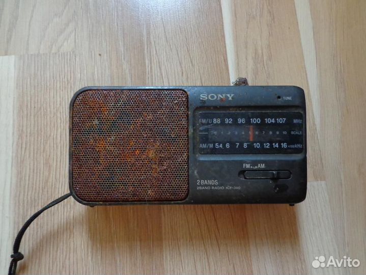 Радио приемник sony
