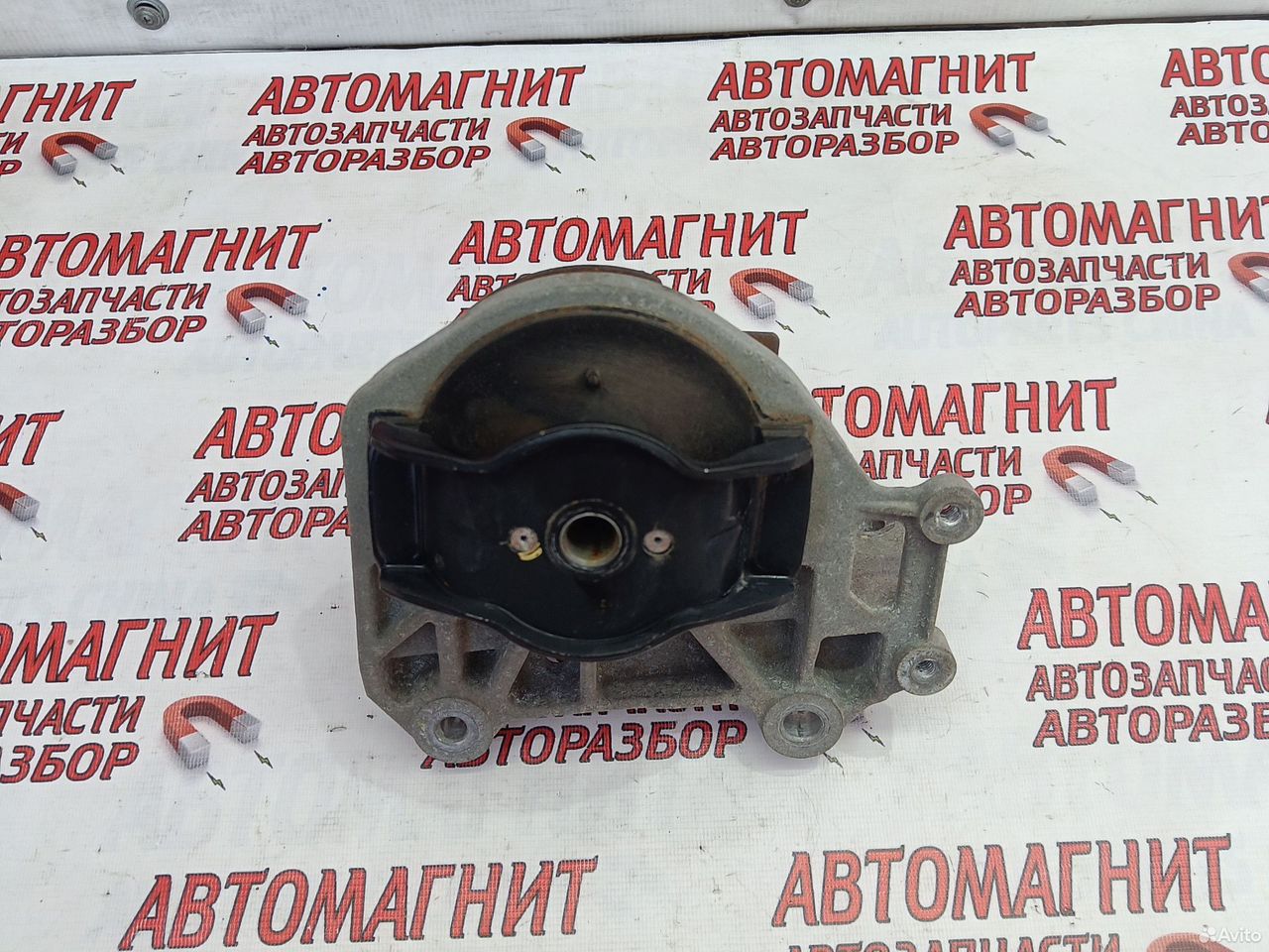 Подушка двигателя левая Хавал Ф7 Haval F7