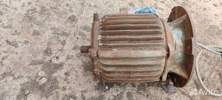 Электродвигатель 220в