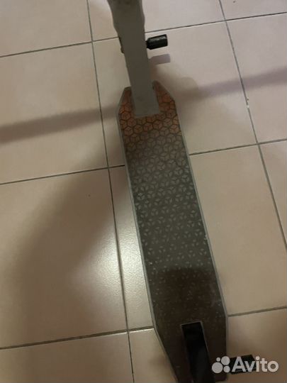 Трюкавой Самокат Мангуст