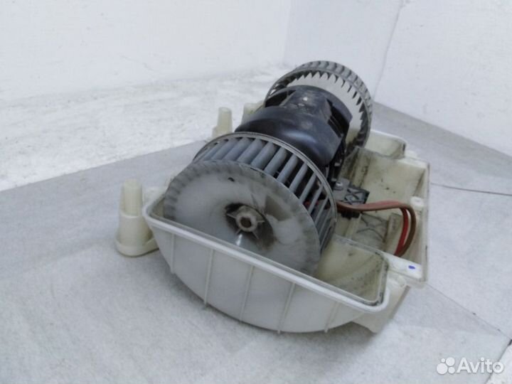 Моторчик печки Мерседес