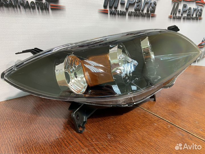 Фара правая mazda 3 bk седан