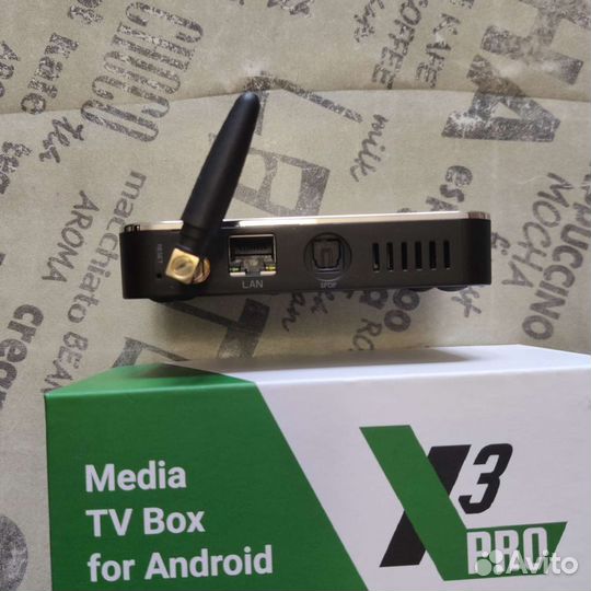 Тв приставка Ugoos X3 Pro 4/32 Gb