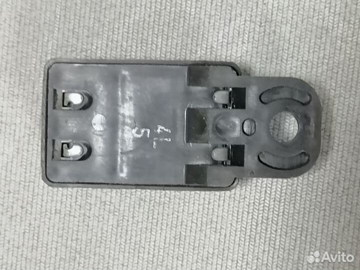 Реле электровентилятора Mitsubishi Mirage 1991