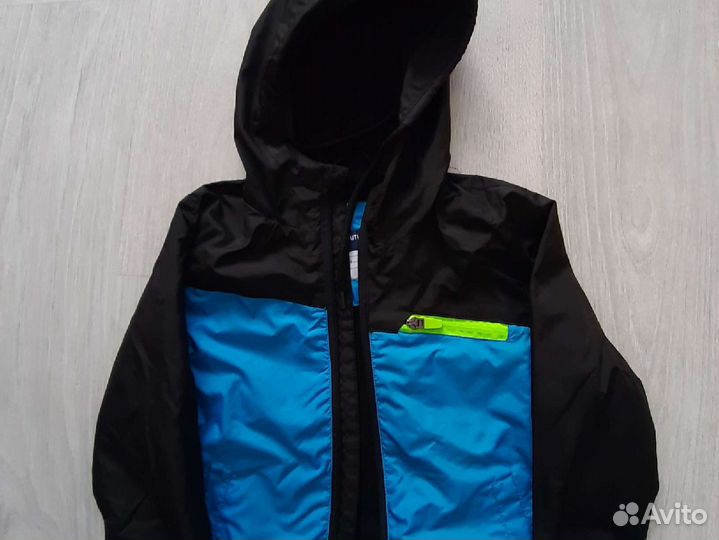 Продается спортивный костюм