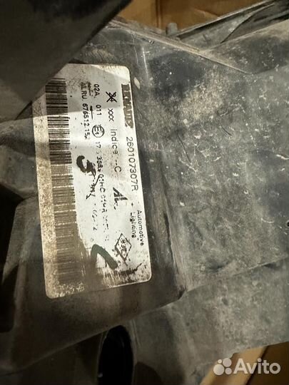 Фара правая Renault Duster 1 рестайлинг