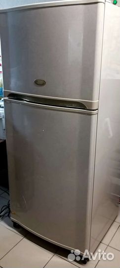 Холодильник бу sharp
