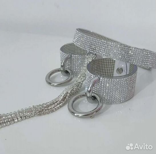 Чокер стразовый браслет украшение на шею